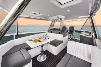 Thumbnail von Riviera Sports Motor Yacht 46