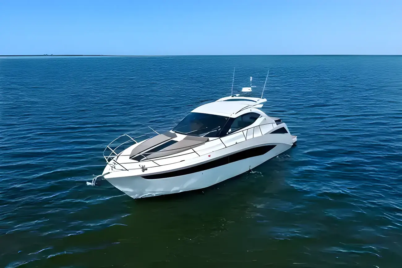 Thumbnail von Galeon 385 HTS