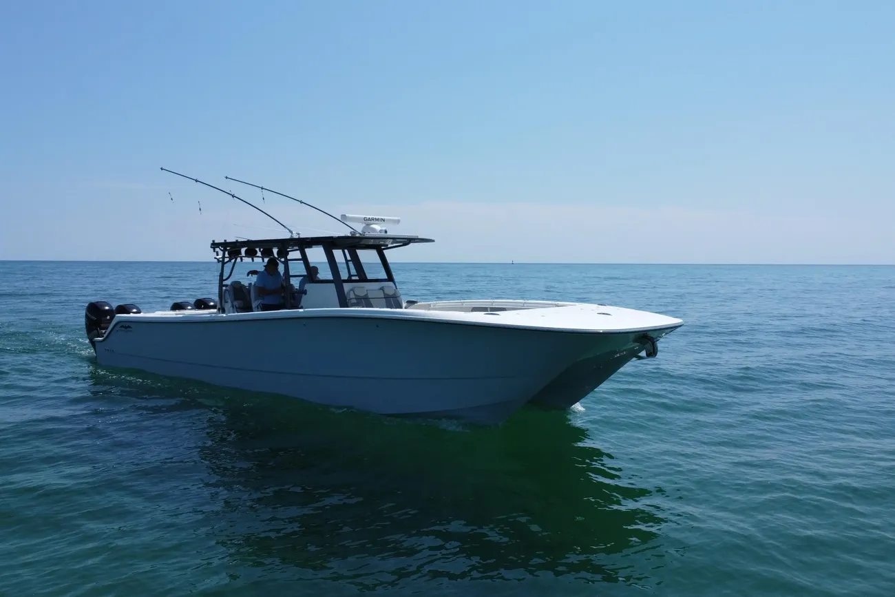 Thumbnail von Invincible 46 Catamaran REEL DEPLOYMENT