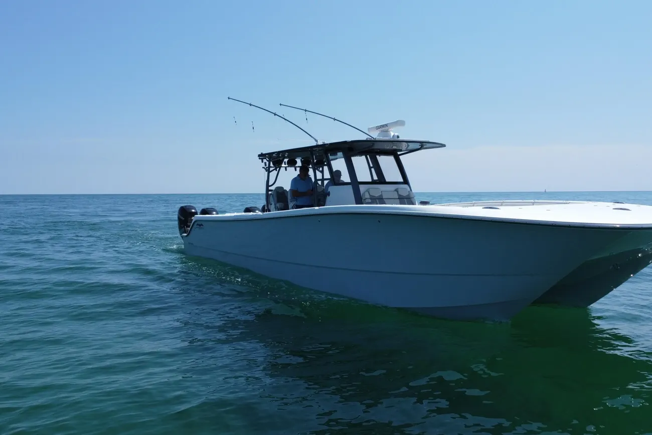 Thumbnail von Invincible 46 Catamaran REEL DEPLOYMENT