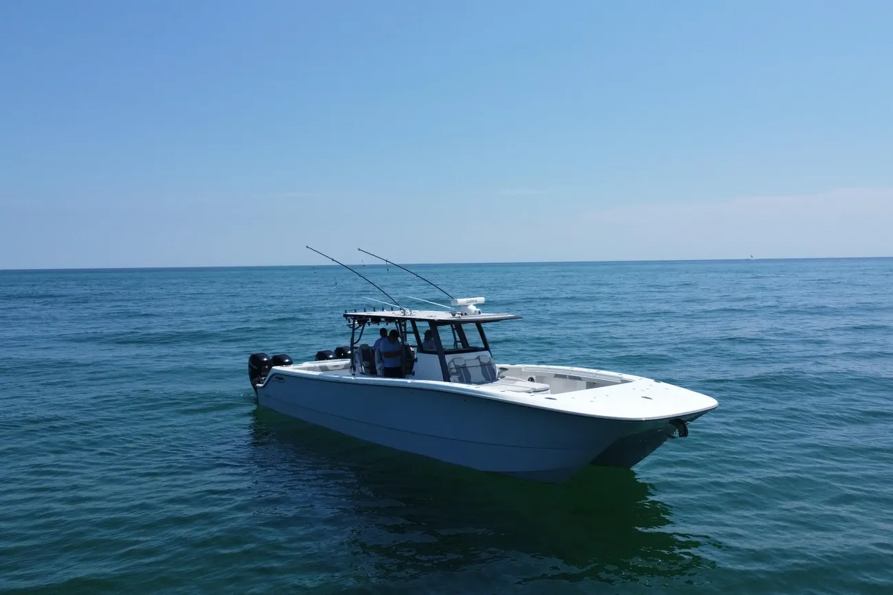 Thumbnail von Invincible 46 Catamaran REEL DEPLOYMENT