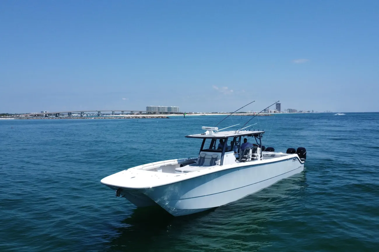 Thumbnail von Invincible 46 Catamaran REEL DEPLOYMENT