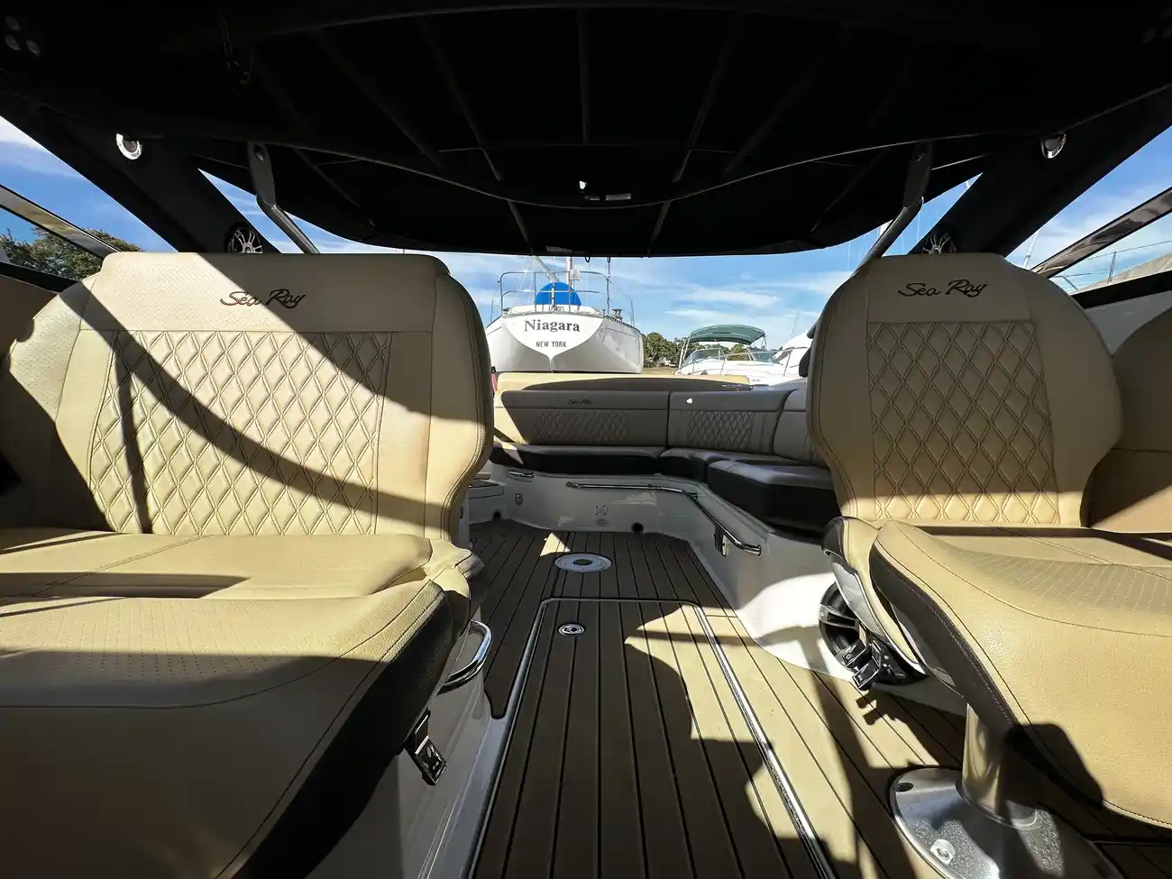 Thumbnail von Sea Ray SLX 280