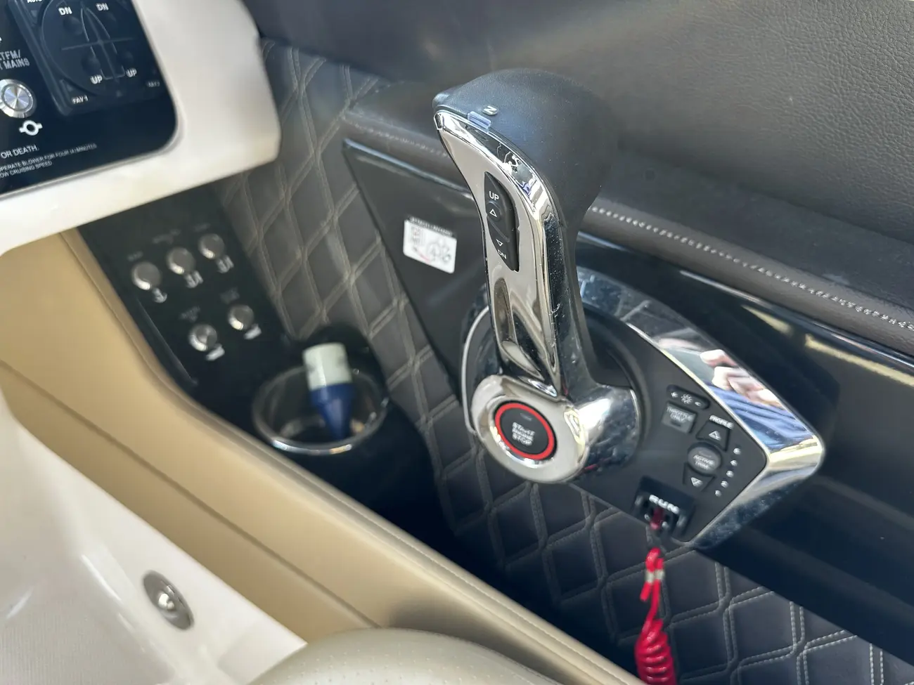 Thumbnail von Sea Ray SLX 280