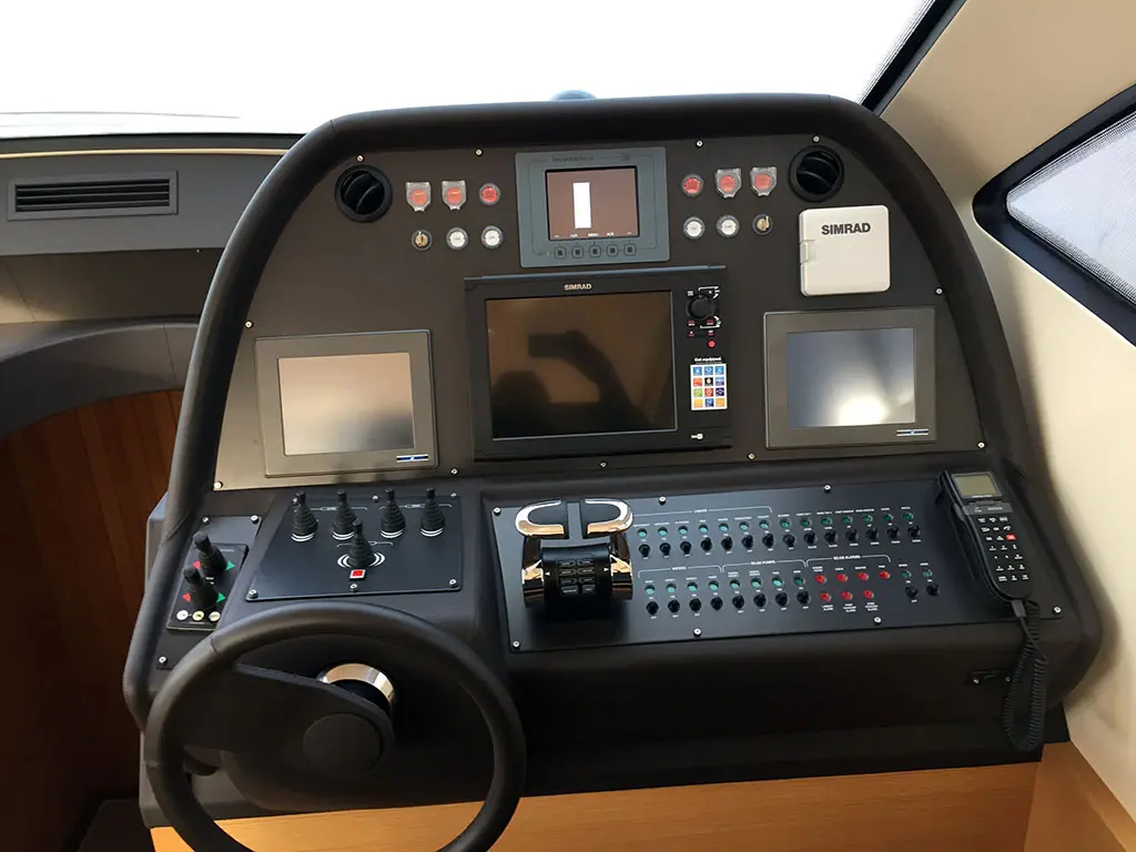 Thumbnail von Pershing 64 Macan