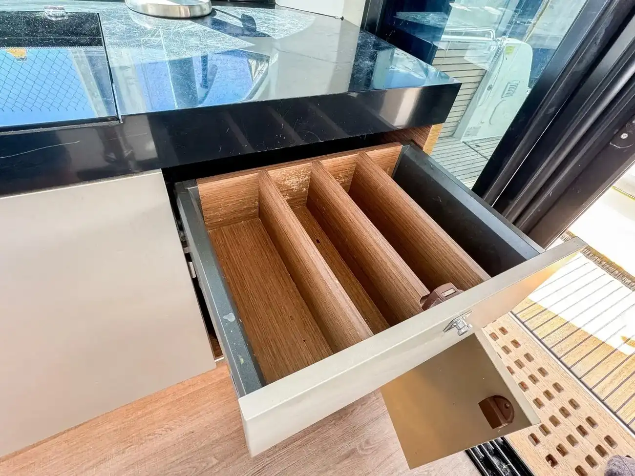 Thumbnail von Beneteau Antares 11