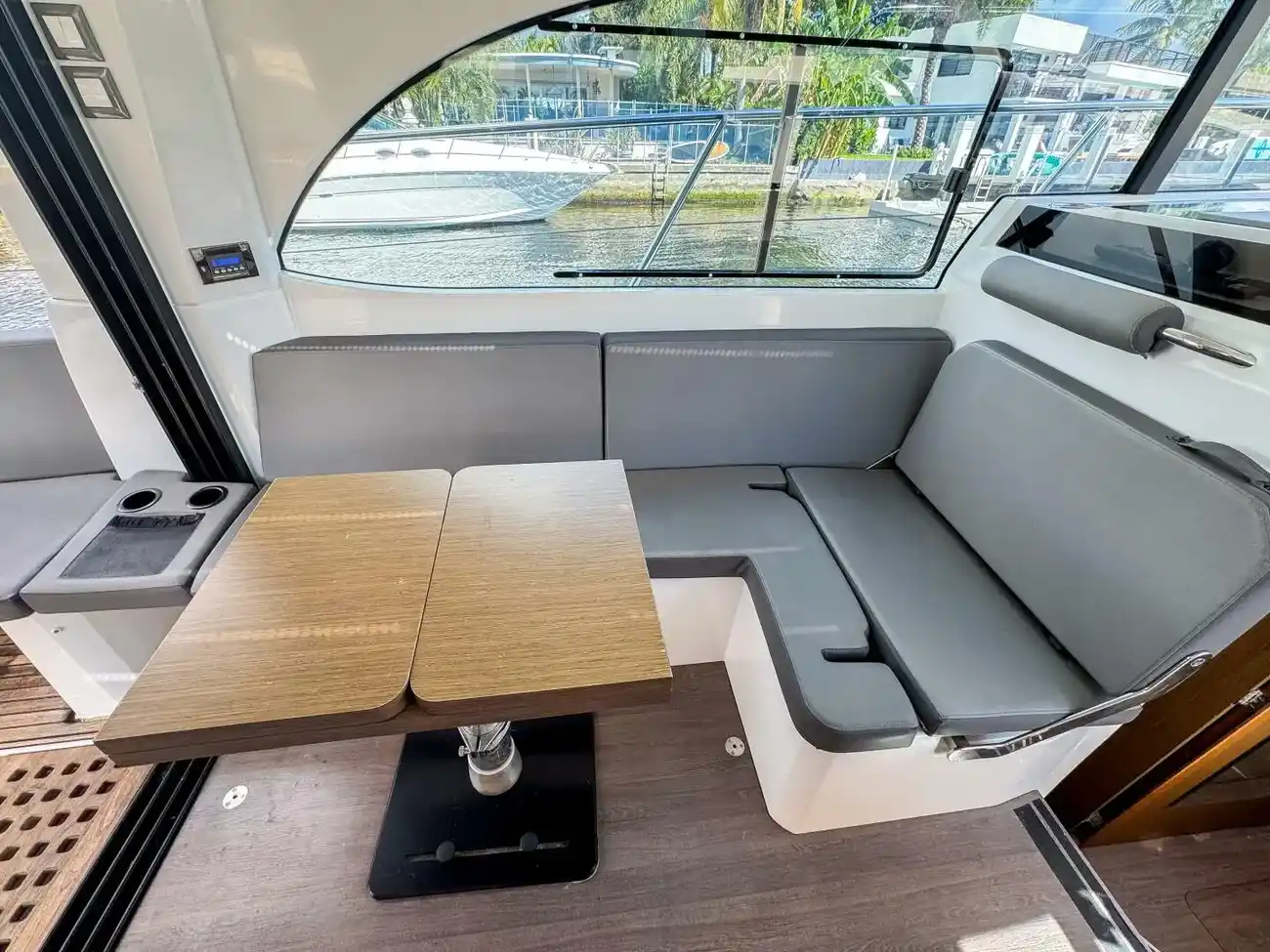 Thumbnail von Beneteau Antares 11