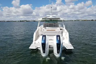 Thumbnail von Tiara Yachts 43LS MARILEE