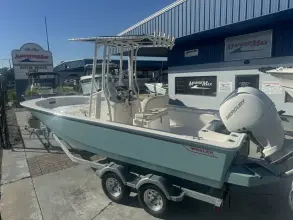 Thumbnail von Boston Whaler 190 Montauk