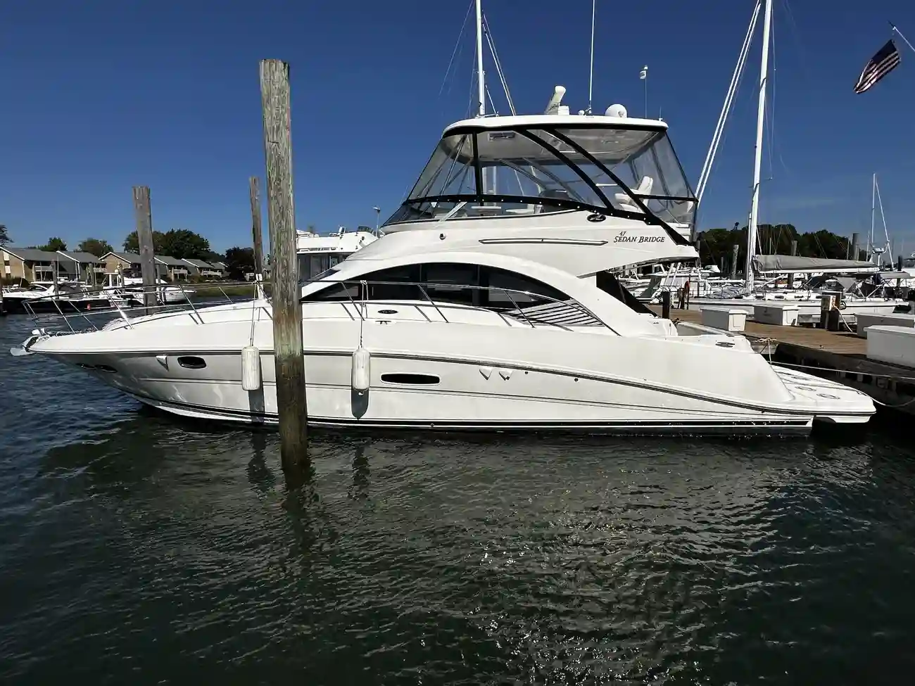 Sea Ray 47 Sedan Bridge