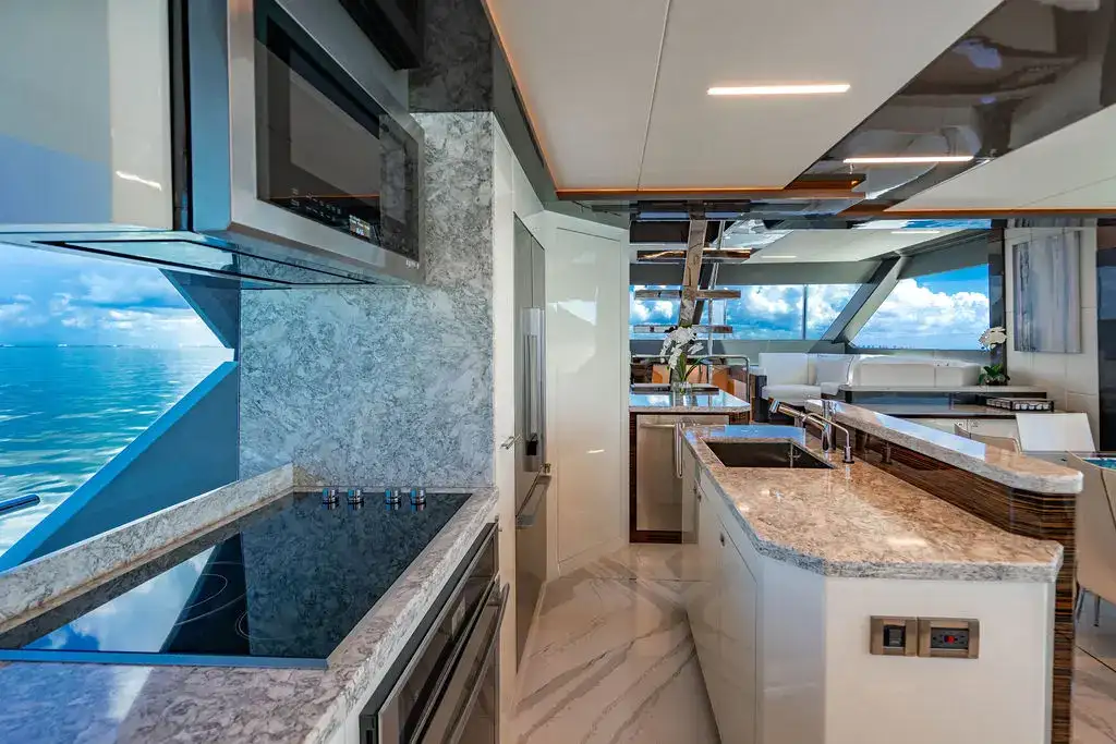 Thumbnail von Ocean Alexander 84R