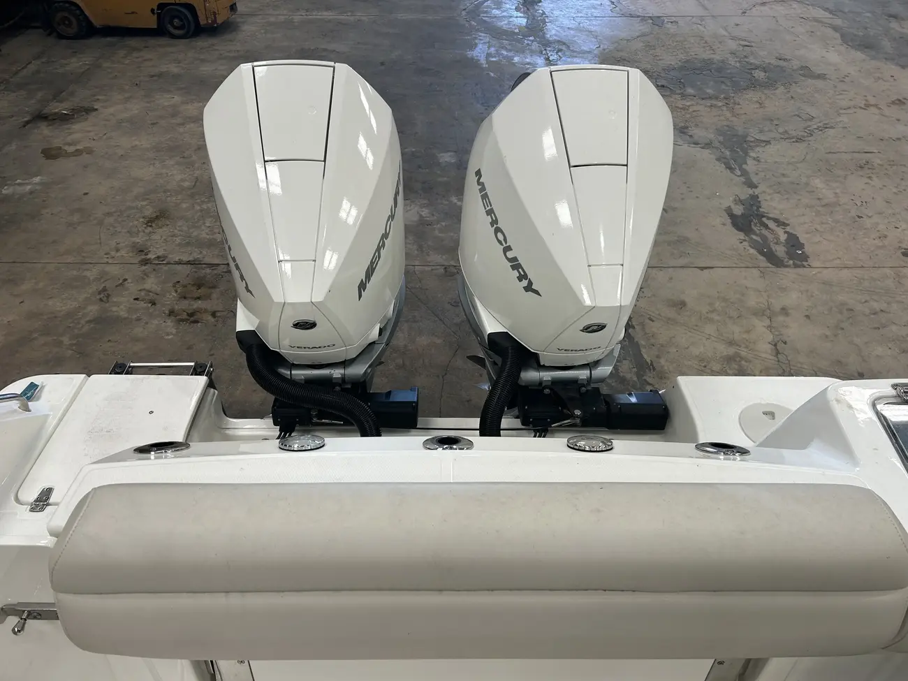 Thumbnail von Boston Whaler 280 Outrage