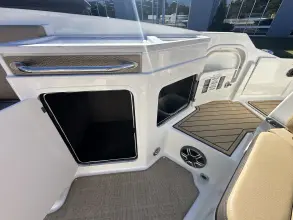 Thumbnail von Sea Ray SDX 290