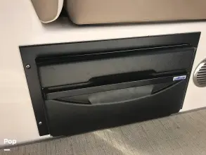 Thumbnail von Regal 28 Express