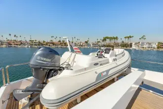 Thumbnail von Horizon Motor Yachts Custom 98 Tri-Deck REVERIE