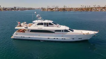 Thumbnail von Horizon Motor Yachts Custom 98 Tri-Deck REVERIE