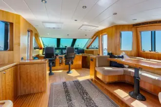 Thumbnail von Horizon Motor Yachts Custom 98 Tri-Deck REVERIE