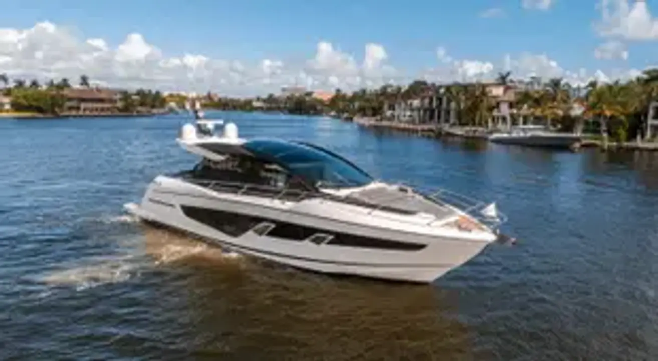 Sunseeker Predator 65