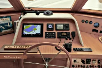 Thumbnail von Mckinna 57 Pilothouse Decompress