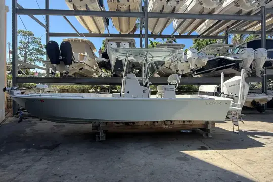 Dorado 25 Flat Deck