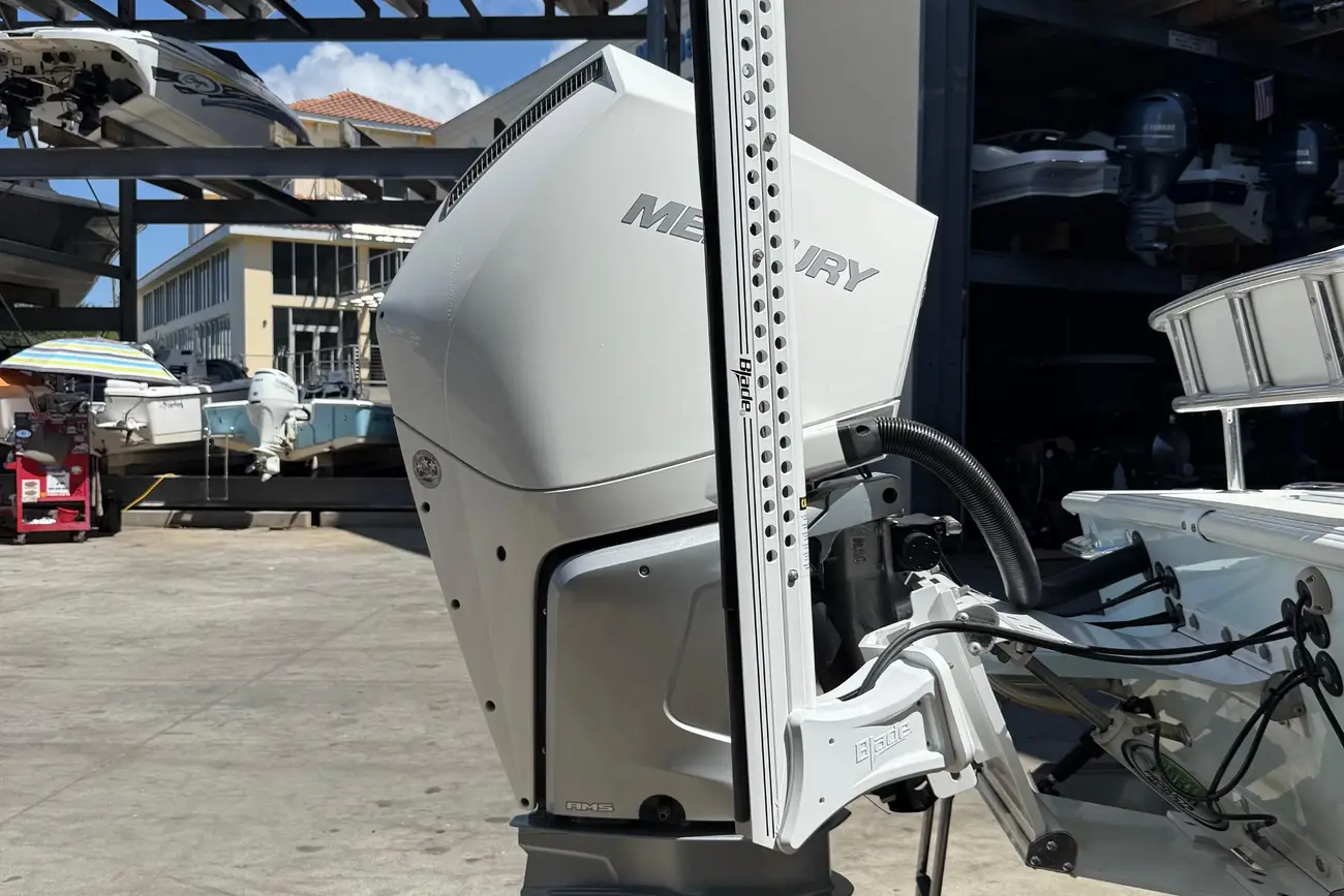 Thumbnail von Dorado 25 Plataforma Plana