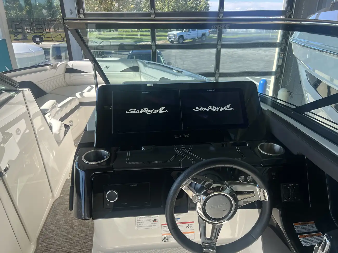 Thumbnail von Sea Ray SLX 280