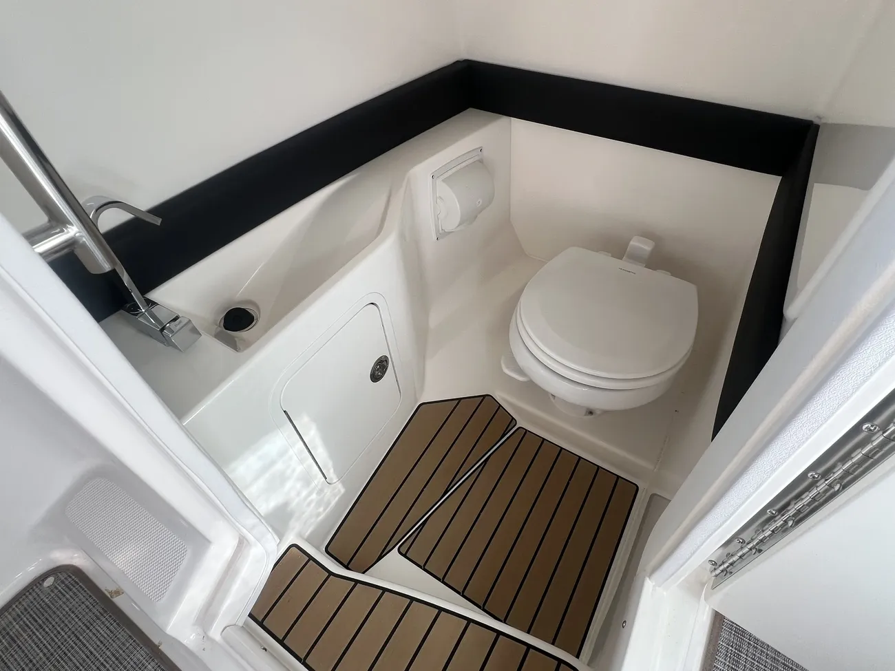 Thumbnail von Sea Ray SLX 280