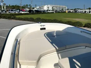 Thumbnail von Boston Whaler 190 Montauk