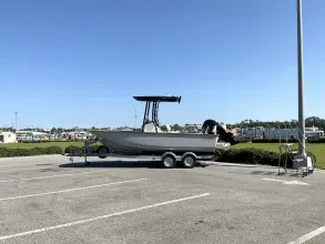 Thumbnail von Boston Whaler 190 Montauk