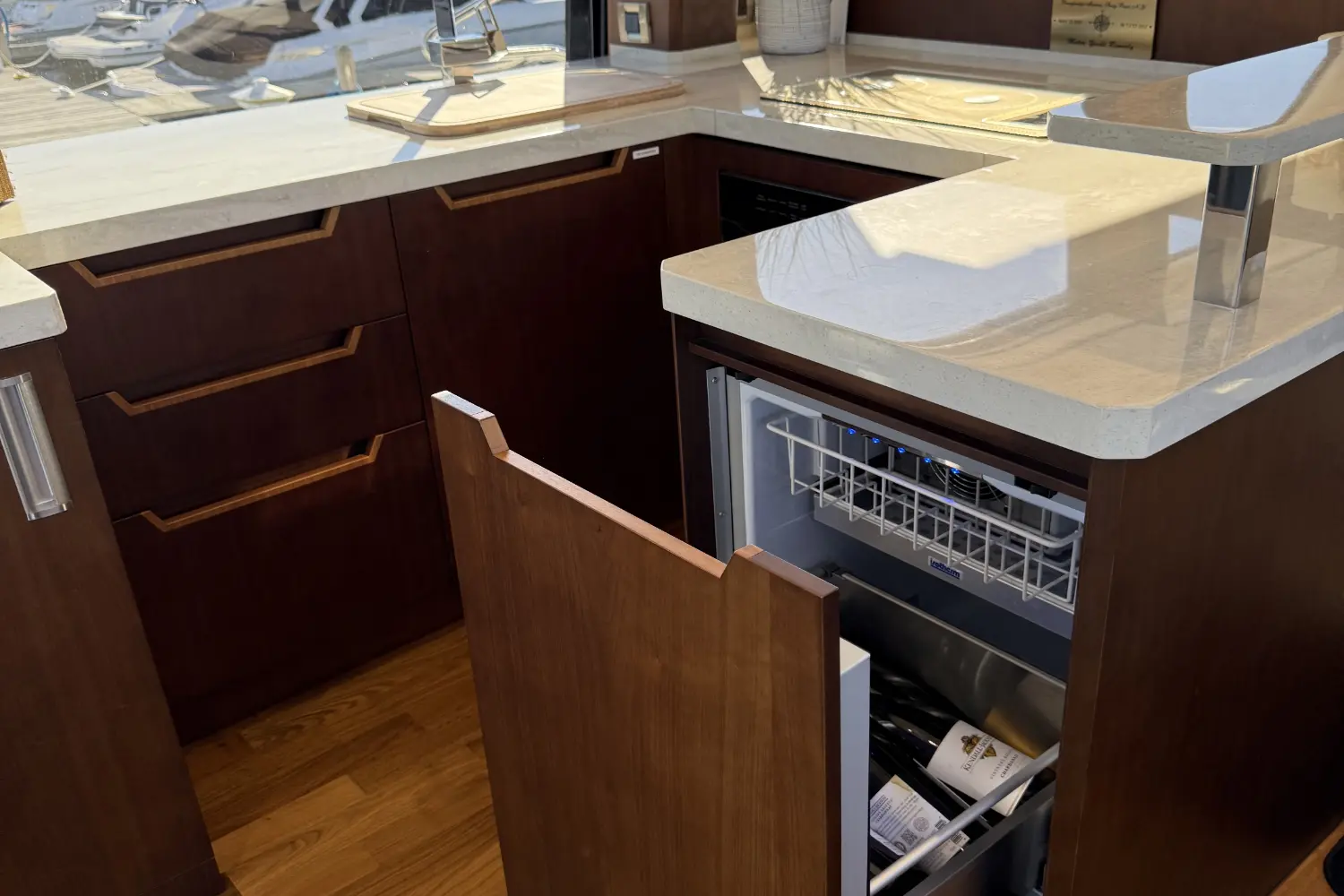 Thumbnail von Galeon 500 FLY