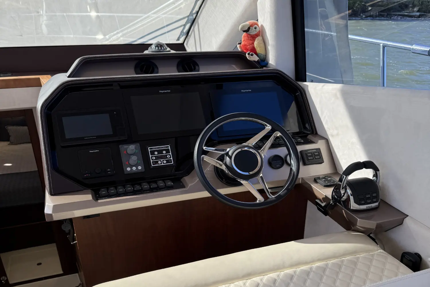 Thumbnail von Galeon 500 FLY