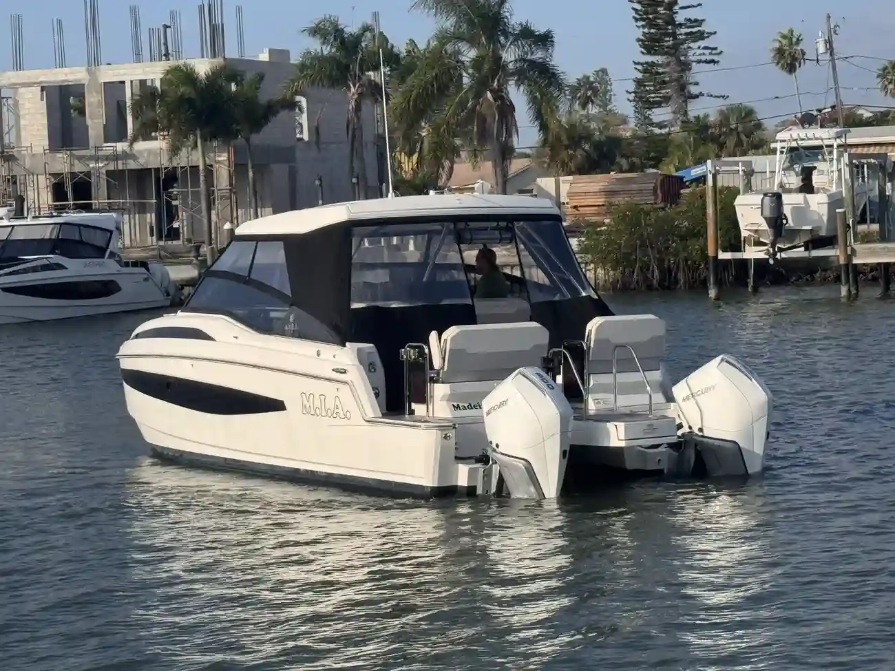 Thumbnail von アクイラ 32