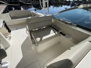 Thumbnail von Boston Whaler 270 Vantage