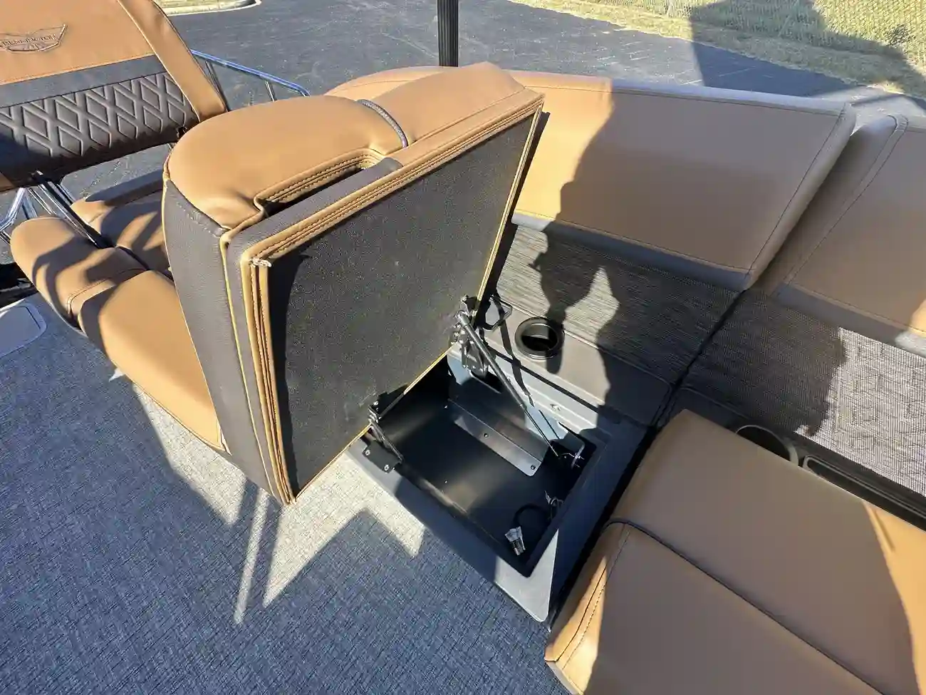 Thumbnail von Bennington M24