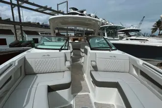 Thumbnail von Sea Ray SLX 310 Fuoribordo