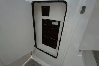 Thumbnail von Sea Ray SLX 310 Fuoribordo