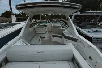 Thumbnail von Sea Ray SLX 310 Fuoribordo