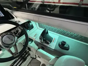 Thumbnail von Sea Ray SLX 310 buitenboordmotor