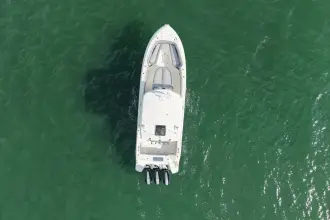 Thumbnail von Boston Whaler 360 Outrage