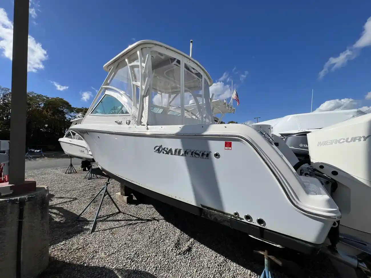 Thumbnail von Sailfish 245 DC