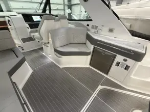 Thumbnail von Sea Ray 320 Sundancer