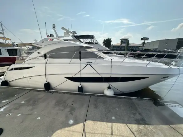 Sea Ray 410 Sundancer