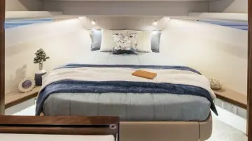 Thumbnail von リビエラ 4300 スポーツエクスプレス