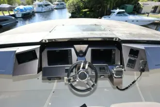 Thumbnail von Galeon 650 SKY