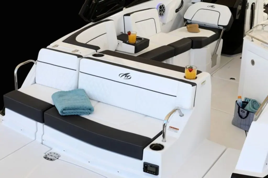 Thumbnail von Monterey M 65