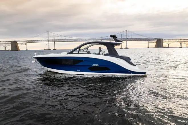 Sea Ray 370 Sundancer Nauti Tiger