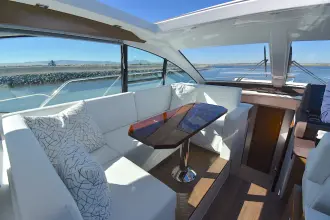 Thumbnail von Cruisers Yachts 50 Cantius