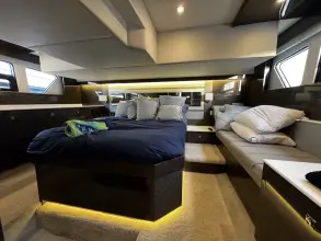 Thumbnail von Cruisers Yachts 46 Cantius