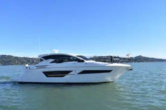 Thumbnail von Cruisers Yachts 46 Cantius