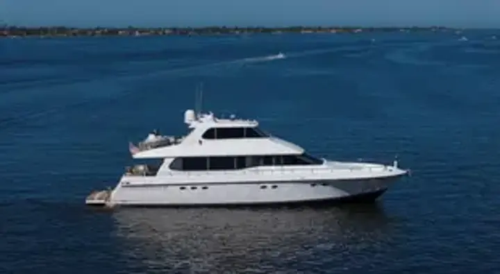 Lazzara Yachts 76 Motoryacht